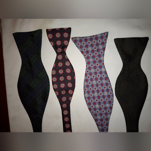 BOWTIE AUTHENTIC VINTAGE 💯 SILK - Picture 7 of 9